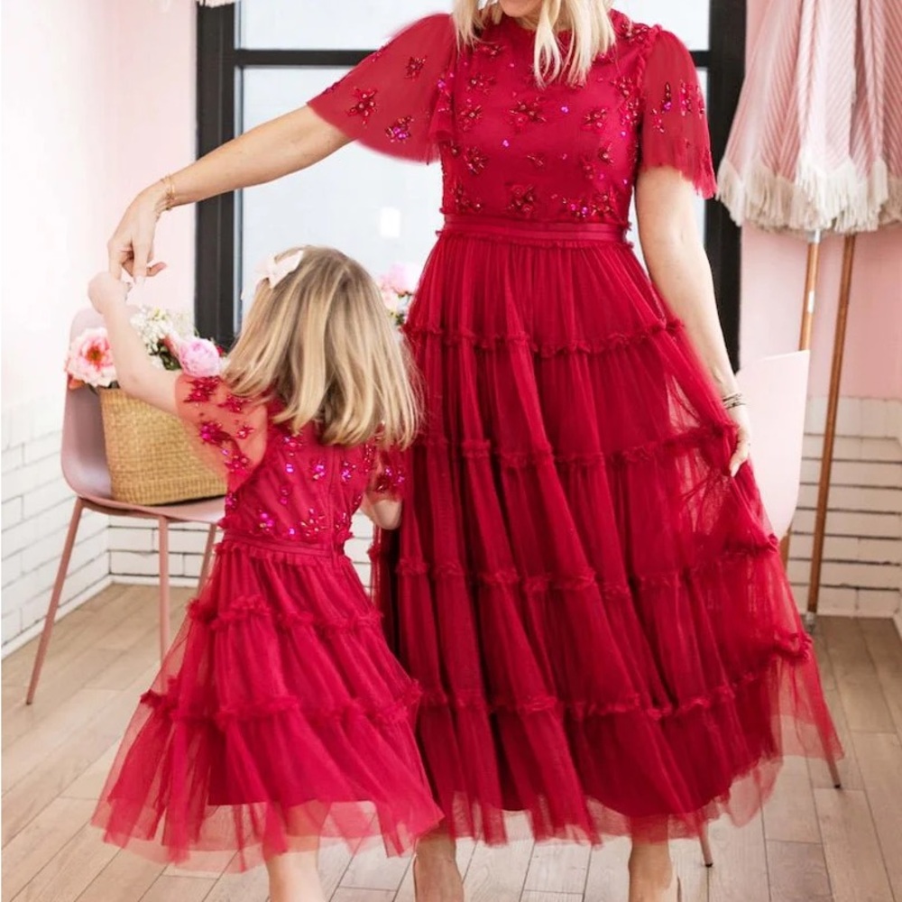 Ivy City Co Anastasia Dress in Red
